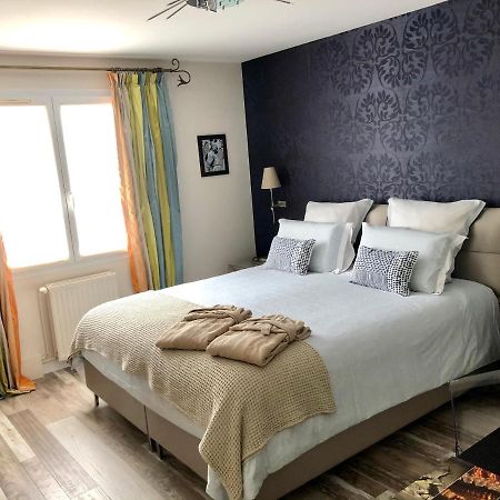 Les Suites Champenoises Tinqueux Esterno foto