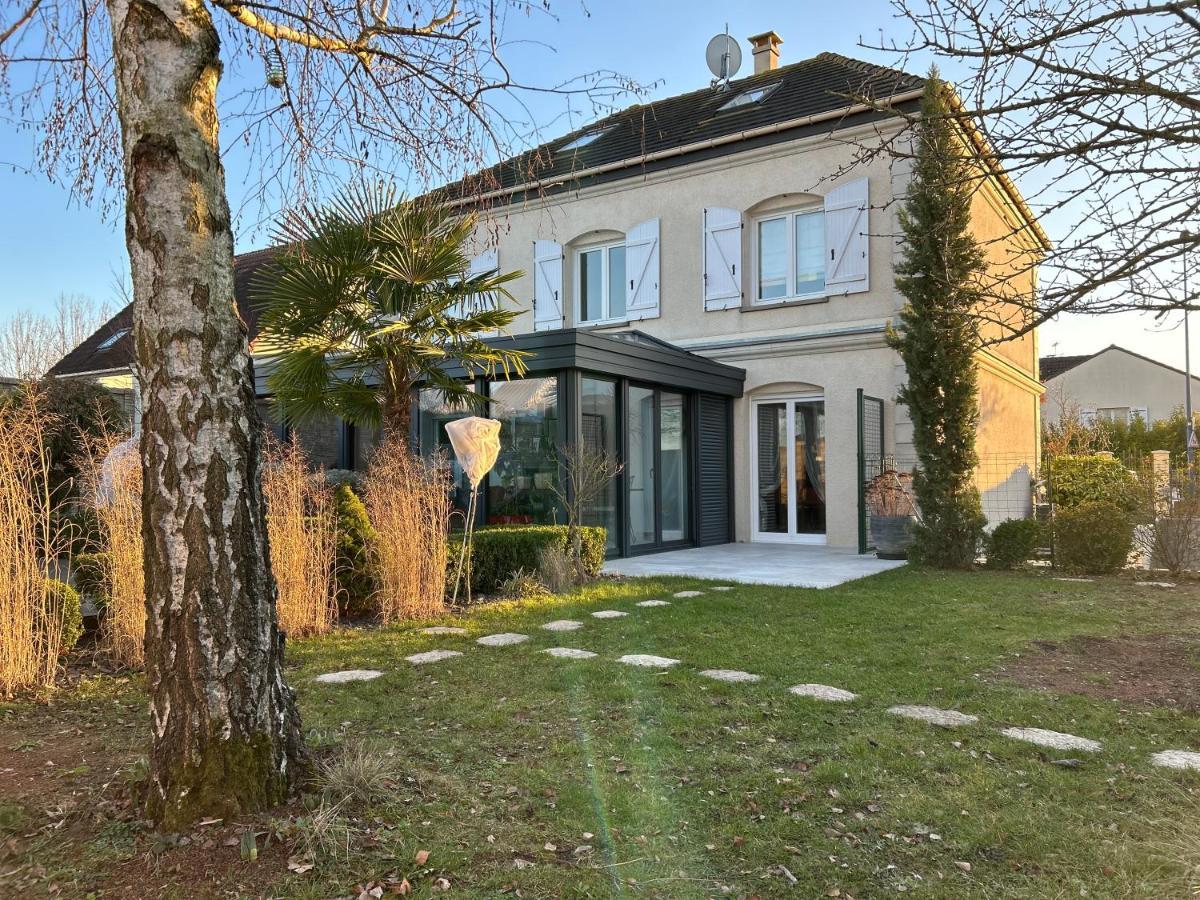 Les Suites Champenoises Tinqueux Esterno foto